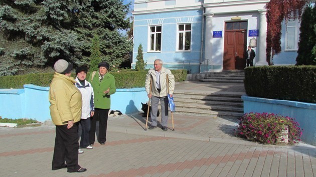 Люди обурені не тільки тим, що не можуть отримати медикаменти за пільговими рецептами, але й тому, що влади — немає не р