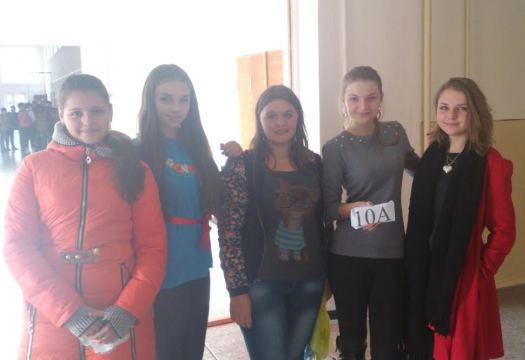 Рекордсменом став 10-А клас, який зібрав 1000 гривень.  | Фото:  Марта Галкіна