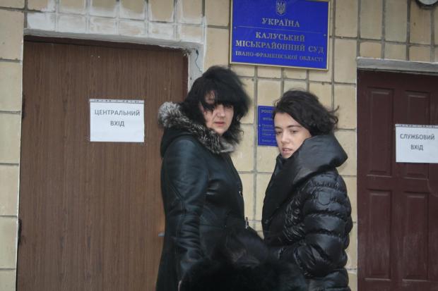 Ольга Лук'янова та її адвокат | Фото: Віктор Пазухін/Facebook
