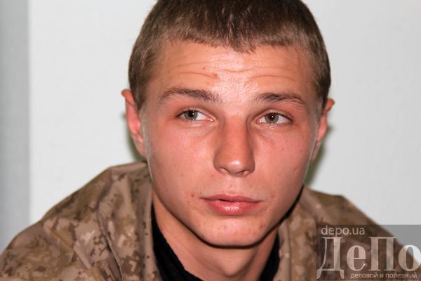 Герой АТО 19-річний Степан Стефурак загинув під Донецьким аеропортом. Нині потребує допомоги його брат, поранений на вій