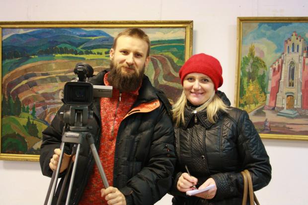 Оксана Гумінілович не змогла сьогодні приступити до виконання обов'язків оглядача комунального телебачення