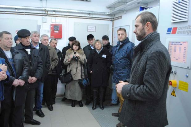 Майстер цеху біогазу ТзОВ "Даноша" Іван Кальковець розповів учасникам семінару про виробництво, його особливос