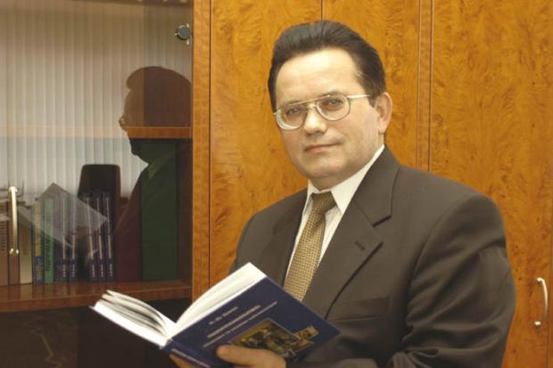 Петро Буряк працює ректором цієї академії з 1996 року (ще з тих часів, коли академія була технікумом).  | Фото: zaxid.ne