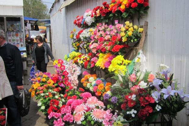 Екологічна ініціатива церкви позбавляє шматка хліба багатьох підприємців. | Фото: gazeta.ua