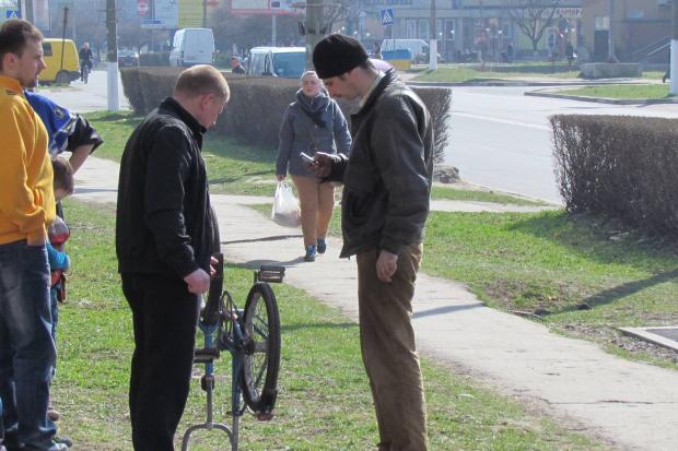 Валєра повернувся у Калуші і &mdash; до своєї улюбленої справи | Фото: Юрій Демків