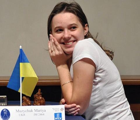 Уже незабаромі українка зіграє з російською шахісткою у фіналі Чемпіонату світу з шахів. | Фото: chessbase.com