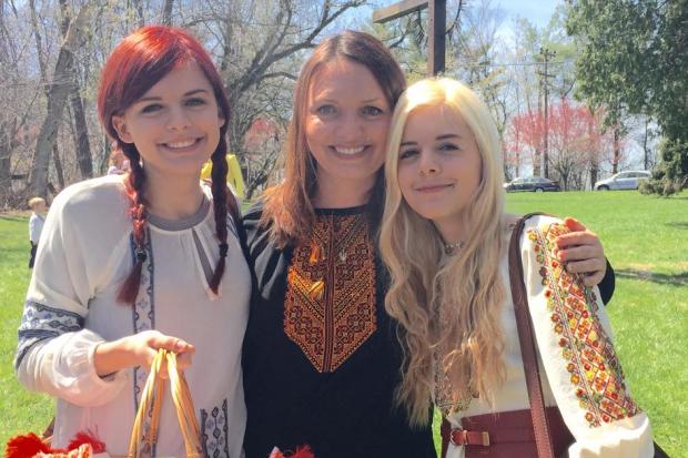 Мирослава Гонгадзе з доньками  | Фото: Myroslava Gongadze/Facebook