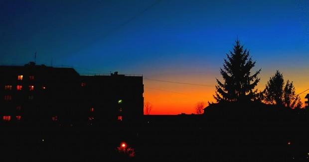 Калуш вечірній | Фото: Bob Fanzidon/Facebook