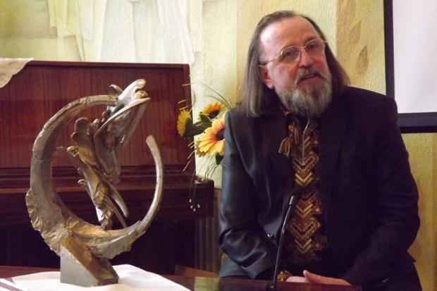 Микола Янчак вже представляв макет пам&rsquo;ятника на своєму творчому вечорі в Городенці | Фото: report.if.ua