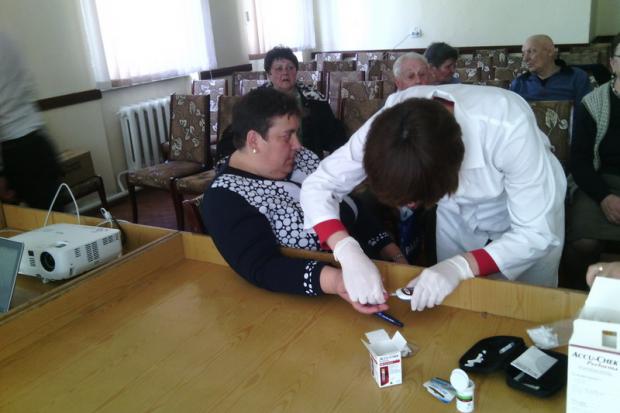 Під час заходу було проведено вимірювання рівня цукру крові всім присутнім  | Фото: Любов Загоровська