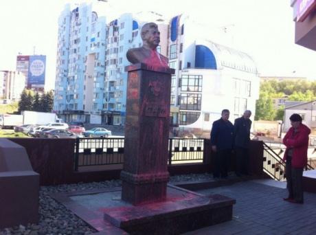 Пам'ятник мали офіційно відкрити сьогодні опівдні | Фото: lipetskmedia.ru