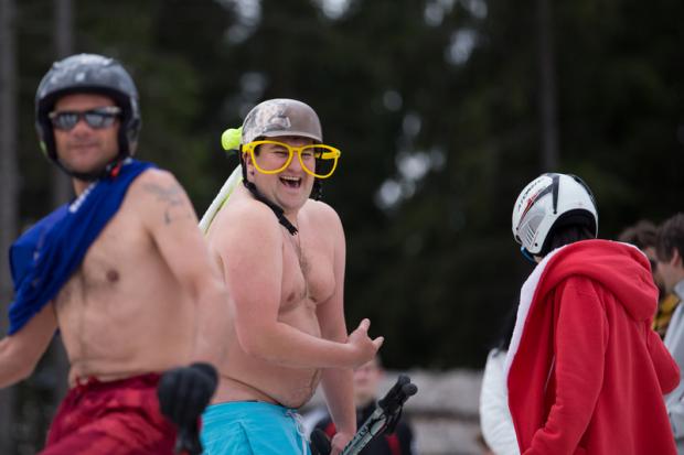 На Буковелі змінили лижі та сноуборди на квадроцикли й велосипеди | Фото: Оксана Островська