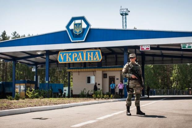 На кордоні з Росією виростає "Стіна" . | Фото: Едуард Крижанівський