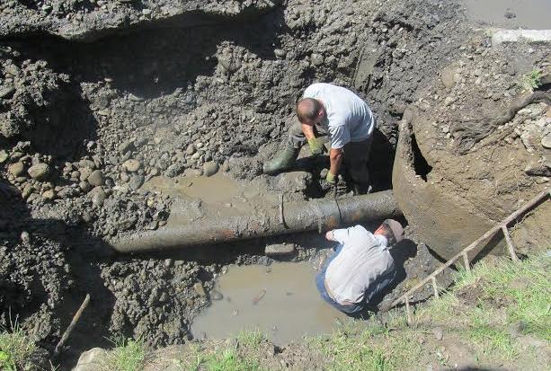 Прорив водопостачання трапився у неділю, 7 червня | Фото: Олександр Овсієнко