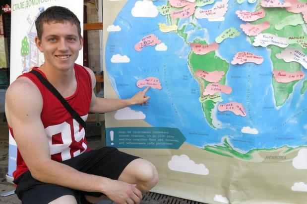 Такою акцією запрошували усіх охочих подумати, чи раціонально вони використовують ресурси, і що кожен може змінити у сво