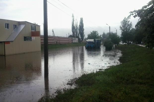 Автомобільний рух у місті паралізовано | Фото: із соцмереж