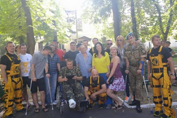 Після концерту усі разом співали гімн України та вже традиційно фотографувалися на згадку | Фото: Соломія Вітвіцька/Face