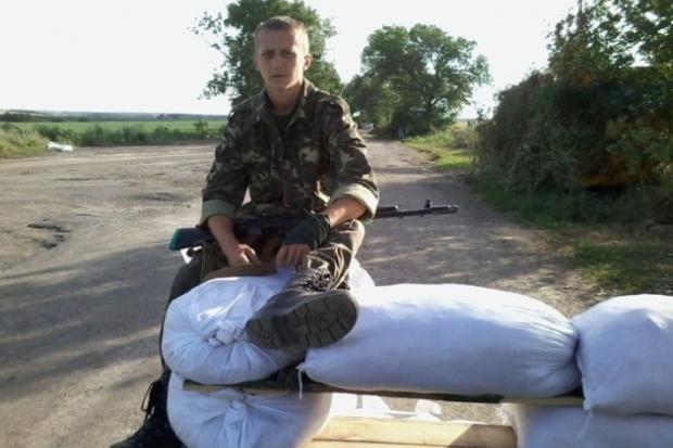 Зважаючи на важке матеріальне становище батьків загиблого, районним керівництвом надано п&rsquo;ять тисяч гривень грошов