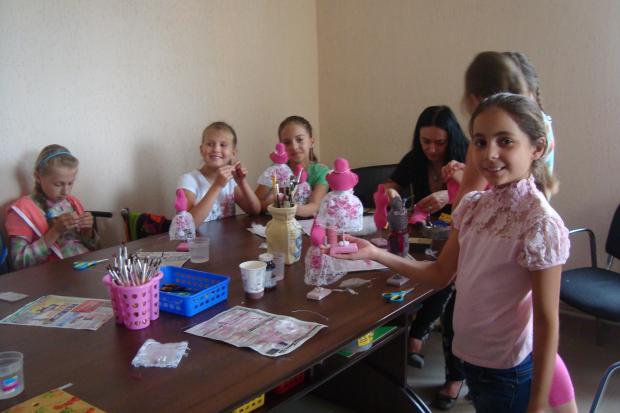 Студія &laquo;Мрій і дій&raquo; запрошує на майстер-класи і дітей, і дорослих | Фото: Світлана Олійник