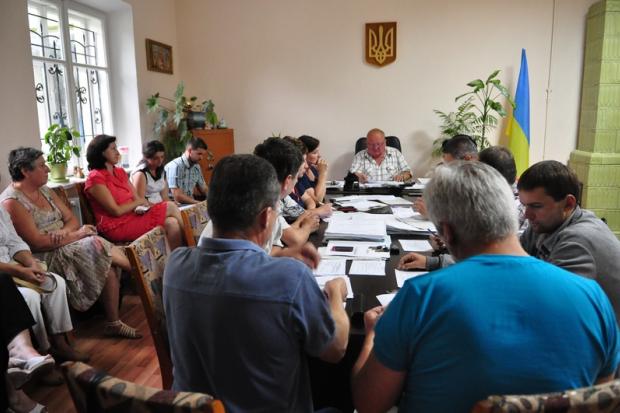 У Богрродчанах почали виділяти землю учасникам АТО | Фото: прес-служба Богородчанської РДА