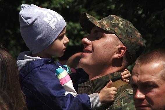 Правоохоронці Прикарпаття вирушили на Схід України замінити своїх колег | Фото: www.mvs.gov.ua