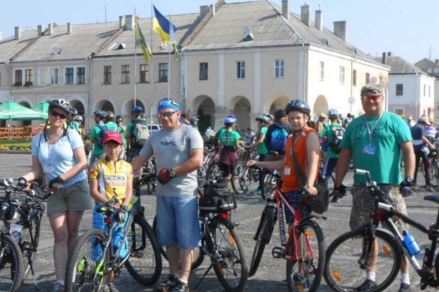 На учасників Євровелотижня чекало знайомство з одним з найкрасивіших куточків Львівської області &ndash; рекреаційним ре