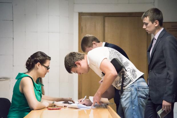 Тести на General Skills перевіряють, як кандидати мислять, чи є у них логіка, абстрактне мислення. | Фото: Прес-центр НА