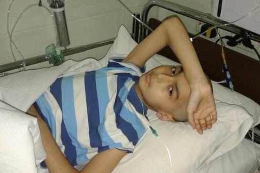 Дмитрик &mdash; оптиміст і вірить, що все буде добре і він переможе цю хворобу. А ще &mdash; заспокоює маму, каже: &quot