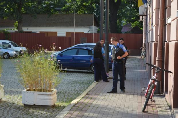 Міна виявилася муляжем | Фото: blitz.if.ua