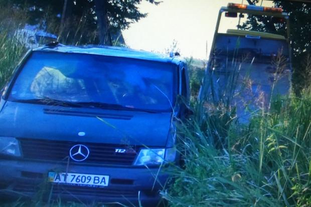 Водій не впорався з керуванням дорогою із села Збора до Верхньої