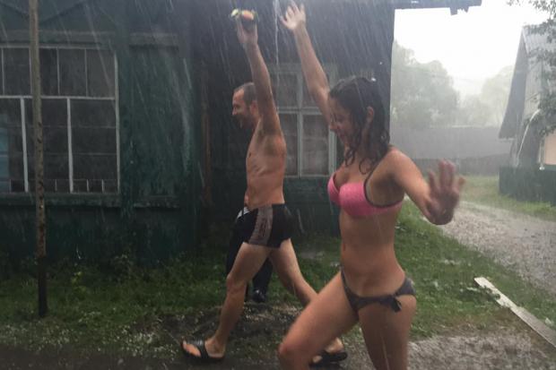 "Вже 14 градусів за бортом. Відпочивальники в шоці", &mdash; коментує користувачка соцмережі | Фото: Тетяна Пр