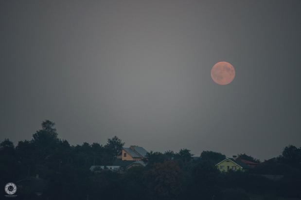 "Пробував сьогодні зняти Місяць, та чогось особливого не зняв. Так, звичні фото.", &mdash; каже фотограф | Фот