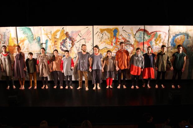 Метою проекту є залучення дітей біженців до театрального мистецтва, розкриття перед ними виразних можливостей людського 