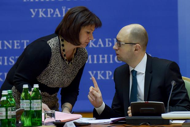 Уряд хоче знизити податкове навантаження на бізнес, сподіваючись, що той вийде із тіні | Фото: www.theinsider.ua