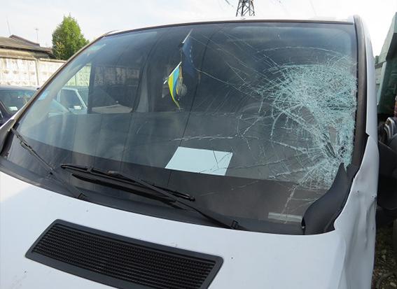 Автомобіль поміщено на арештайданчик, як речовий доказ вчиненої пригоди | Фото: прес-служба УДАІ УМВС в області
