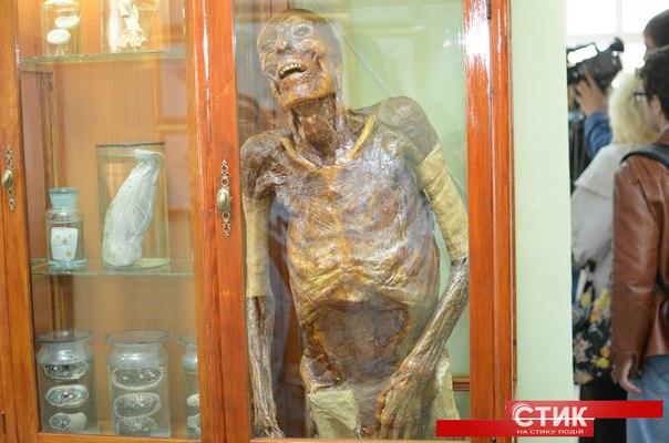 Серед експонатів &mdash; одне муміфіковане тіло. | Фото: styknews.info
