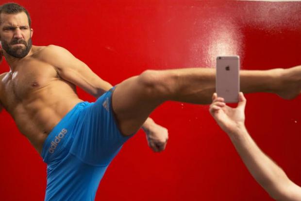 Всі чотири пристрої розлетілася на частини | Фото: radio24.ua