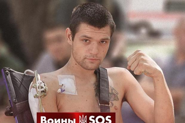 Танк батальйону під час обстрілів помилково вистрелив в спини своїм же бійцям. Від того пострілу &ldquo;Сухаріку&rdquo; 