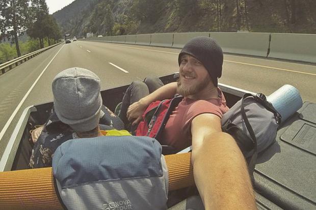 Мандрівник планує побачити весь світ. Щоправда, куди поїде наступного разу &mdash; ще не знає  | Фото: versal.media