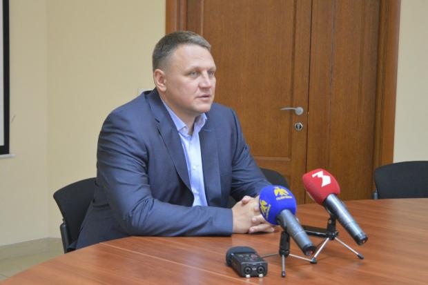 Фірма "ПБС" готова за два-три тижні відремонтувати дорожнє полотно кількох вулиць Івано-Франківська, почекавши