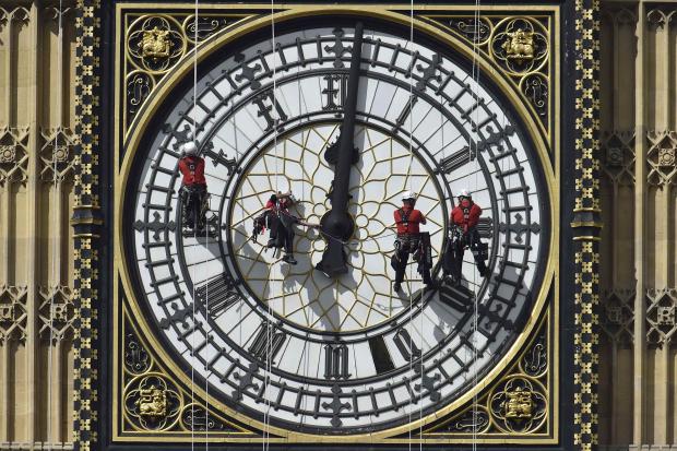 Разом із українцями на зимовий час перейдуть США, країни ЄС та багато інших держав | Фото: Reuters