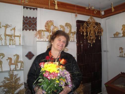 Роботи майстрині &mdash;  на теми українських казок, творів Тараса Шевченка  і навіть української давньої міфології. | Ф