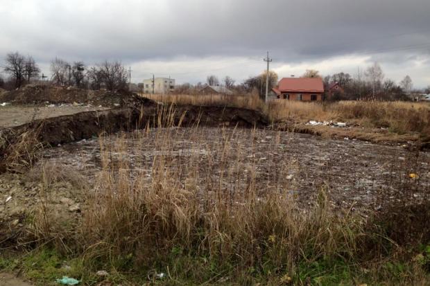На цій території розташовані недіючі шахти | Фото: Олег Мазур