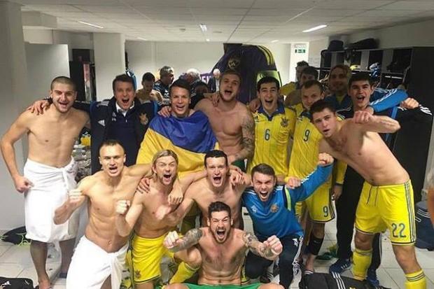 Збірна України зіграла внічию з командою Словенії і, перемігши за сумою двох матчів, вийшла у фінальну частину Євро-2016