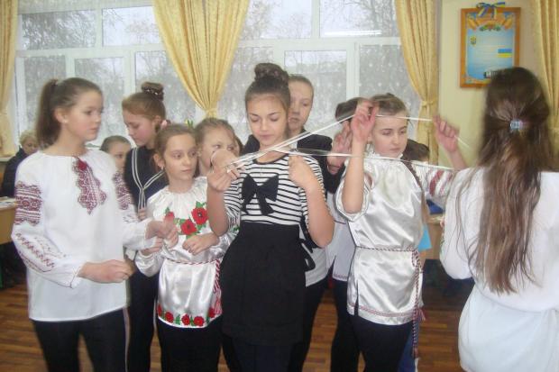 Школярі відзначили Мжннародний день прав олюдини | Фото: Надія Голинська