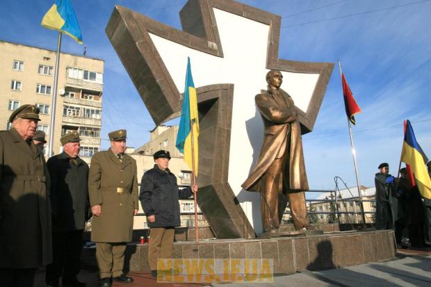 1 січня Прикарпаття відзначить 107-у річницю з дня народження Провідника ОУН Степана Бандери