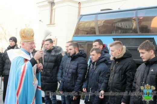 Основу "Фронтового" вертепу склали студенти духовної семінарії УГКЦ