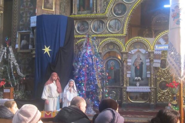 Різдвяна вертепна вистава відбулася у 100-річному храмі | Фото: Спілка Католицької Молоді