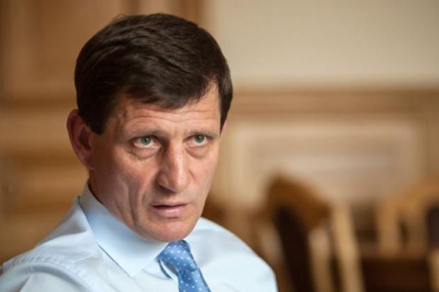 Зарплата у голова облради &mdash; 12 тисяч гривень в місяць | Фото: firtka.if.ua