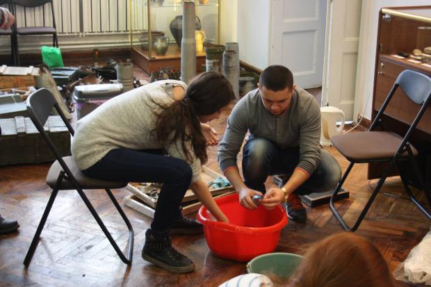 Експонати із зони АТО поповнять нову експозицію краєзнавчого музею Калущини | Фото: Артур Єфремов